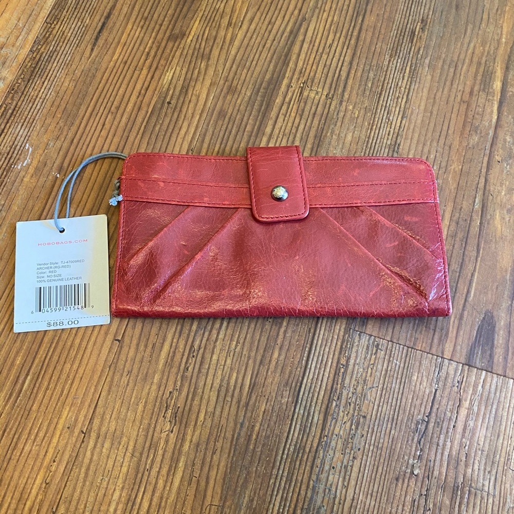 New red Hobo Archer wallet